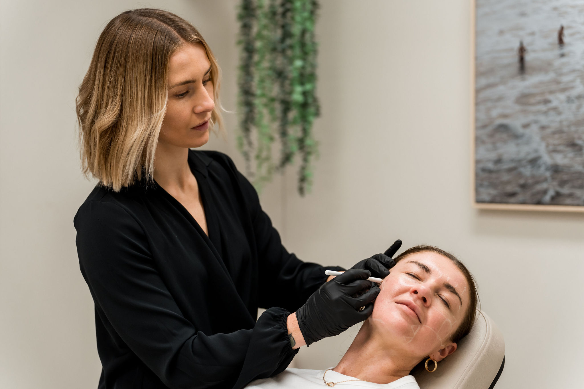 Expert review of collagen stimulating injections for natural skin rejuvenation and anti-aging benefits